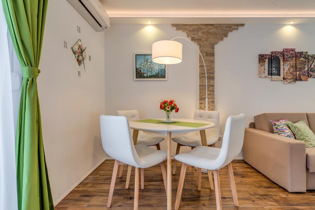 Room&studio Just Enjoy Apartmán Split